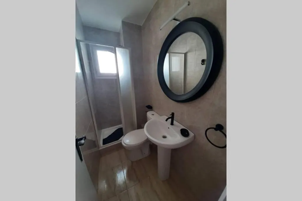 Salou Al Lado De Playa: Bonito Apartamento, Wifi Apartment