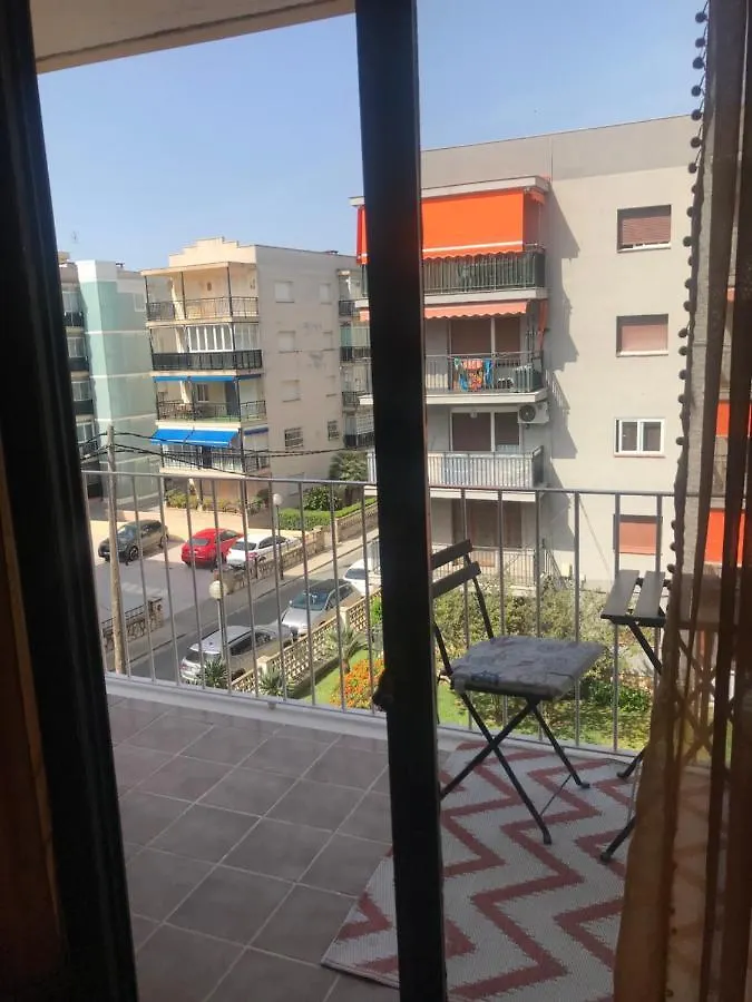 Salou Al Lado De Playa: Bonito Apartamento, Wifi Apartment