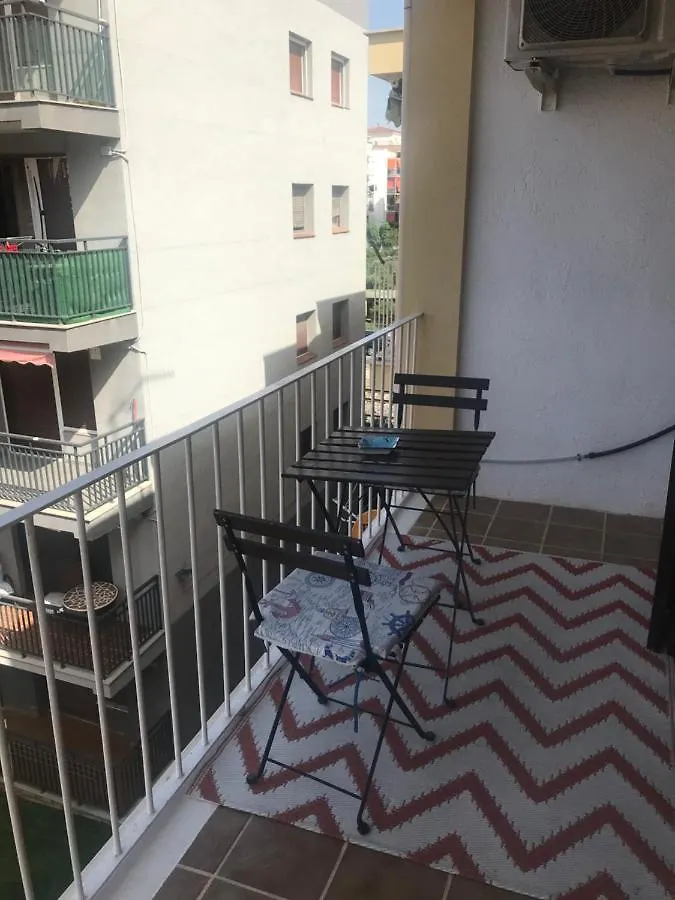 Salou Al Lado De Playa: Bonito Apartamento, Wifi Apartment
